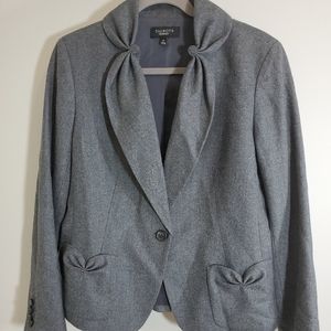 Talbots Womans blazer size 12 pinch collar pockets